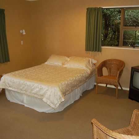 Wheatly Downs Farmstay And Backpackers Hawera Eksteriør billede