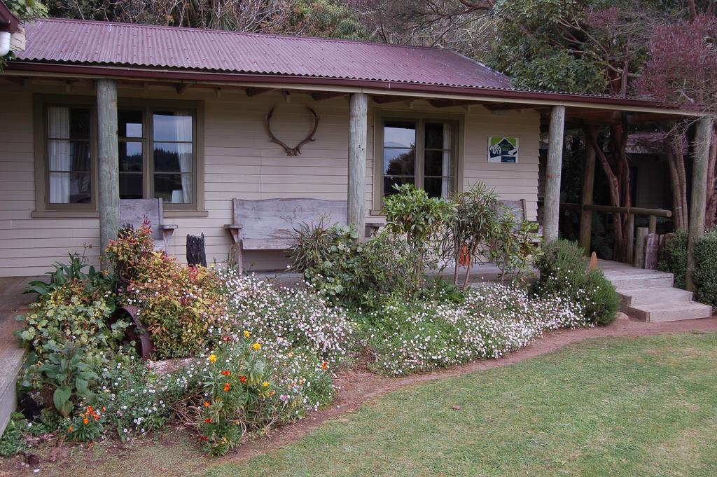 Wheatly Downs Farmstay And Backpackers Hawera Eksteriør billede